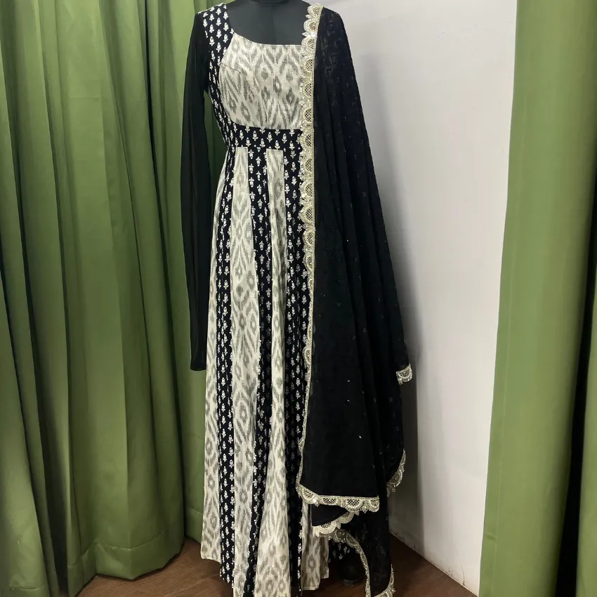 Yuti - Black and White Anarkali